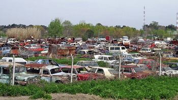 detuvieron a dos policias de la bonaerense por permitir robo en un deposito judicial detuvieron a dos policias de la bonaerense por permitir robo en un deposito judicial