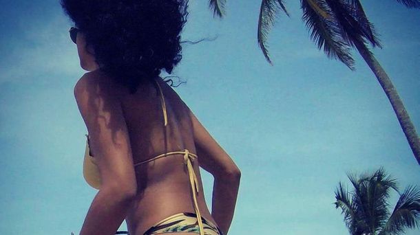 La foto hot de Kate Rodríguez en la playa: Quiero mi Panamá