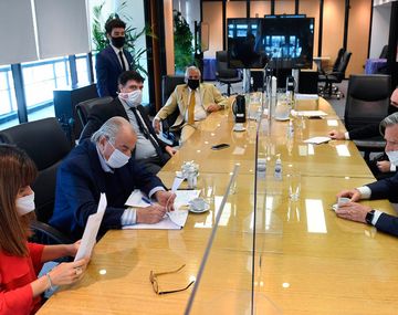 Paritarias: Comercio cerró 8% de aumento por seis meses