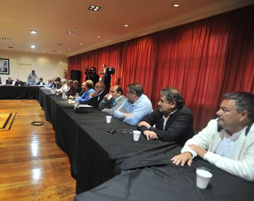 Gremios del transporte amenazan con paros