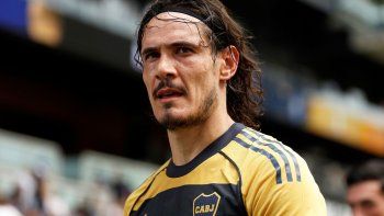 El representante de Cavani habló sobre su continuidad en Boca: Solo se va si...