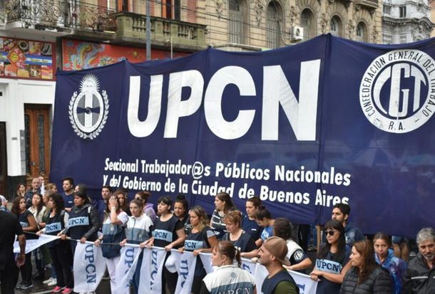 UPCN presentó un amparo colectivo para revertir despidos masivos de estatales