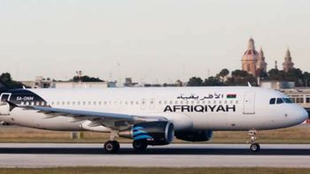 Así es el avión que secuestraron y desviaron a Malta Así es el avión que secuestraron y desviaron a Malta