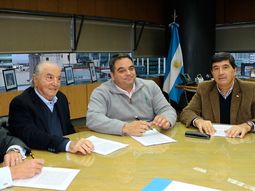 comercio logro la primera adecuacion de la paritaria: acordo un 10% extra comercio logro la primera adecuacion de la paritaria: acordo un 10% extra