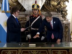 nepotismo explicito: el ministro de justicia designo a su hermano como jefe de gabinete de la cartera que conduce nepotismo explicito: el ministro de justicia designo a su hermano como jefe de gabinete de la cartera que conduce