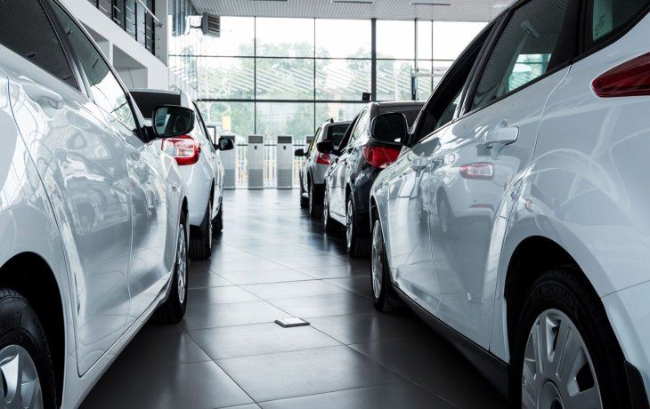 El truco simple para desempañar los vidrios del auto sin aire acondicionado