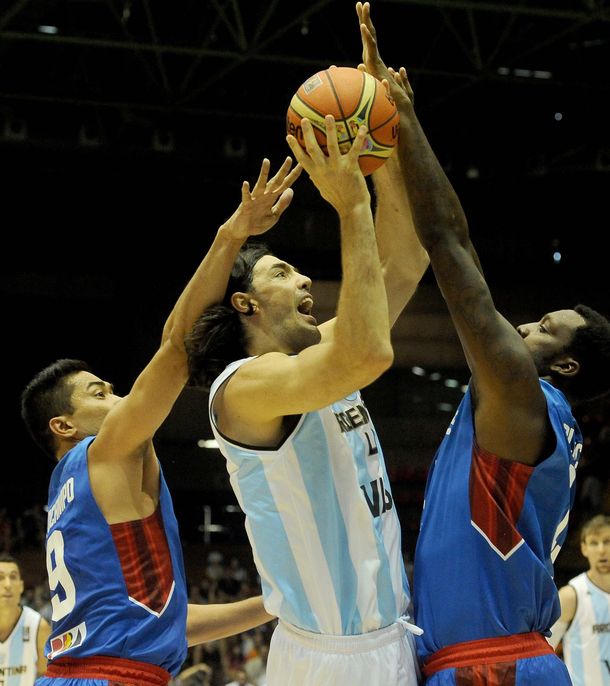 España 2014: Argentina se recuperó ante Filipinas en un triunfo muy ajustado