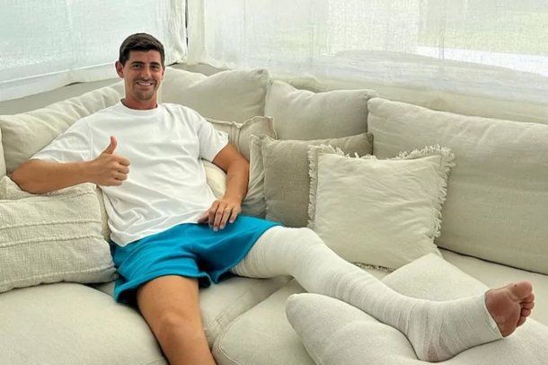 Curtois se rompió los ligamentos: el Dibu, Bono y los nombres que maneja Real Madrid