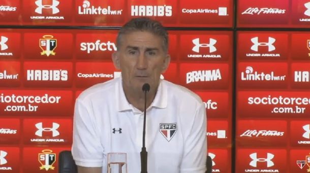 Bauza: A Calleri le propuse que venga a un club tan grande como Boca