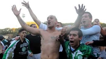 escandalo: un jugador denuncia que el ascenso de excursionistas estuvo arreglado escandalo: un jugador denuncia que el ascenso de excursionistas estuvo arreglado