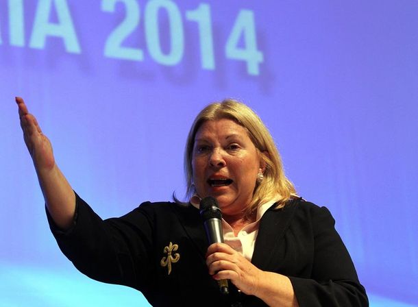 Carrió presentó un amparo contra el tratamiento del nuevo Código Civil