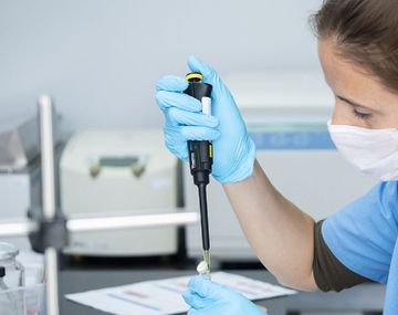 El test serológico argentino de coronavirus alcanzó una producción récord