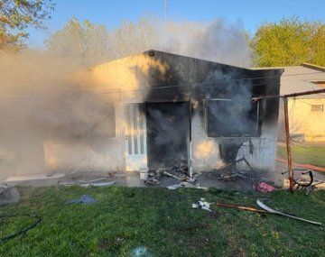 Fatal incendio en un geriátrico de Junín: cuatro ancianos murieron y otros cinco están en grave estado
