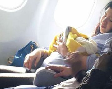 Una beba nació prematura en pleno vuelo y podrá viajar gratis de por vida