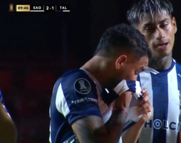 El llanto de un futbolista de Talleres tras un cruce con un rival: qué le dijo el jugador de San Pablo