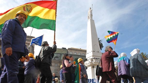 Inmigrantes bolivianos, paraguayos y europeos: un sondeo revela cuándo y cómo discriminamos los argentinos