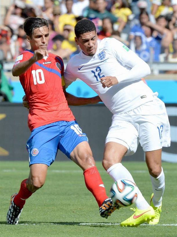 Mirá el lujo a lo Zidane del 10 de Costa Rica en el encuentro ante Inglaterra