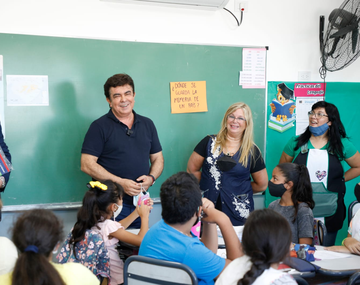 La Matanza: Se entregaron más de 1 millón de libros y manuales para el ciclo lectivo 2022