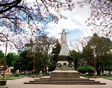San Andrés de Giles se presenta como un destino ideal. Ubicado a solo 100 km de CABA