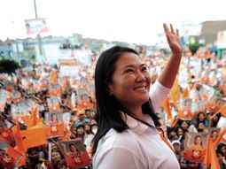 Keiko Fujimori, hija del ex presidente peruano Alberto Fujimori, está acusada de lavado de activos Keiko Fujimori, hija del ex presidente peruano Alberto Fujimori, está acusada de lavado de activos