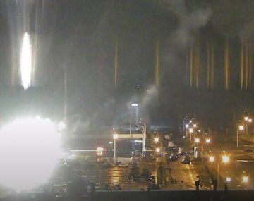 Bombardeos rusos en la planta nuclear más grande de Europa generaron alarma mundial
