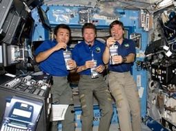 ¿que hacen los astronautas con su orina en el espacio? ¿que hacen los astronautas con su orina en el espacio?