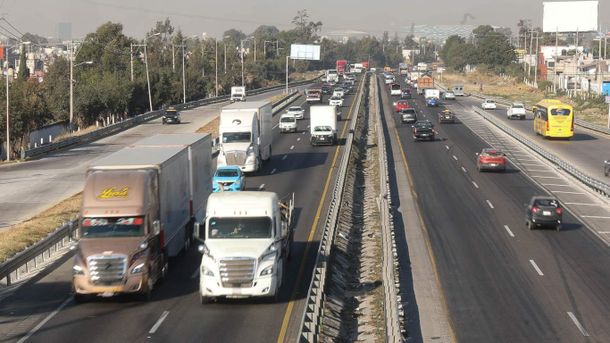 Un Jueves Santo accidentado en la México-Puebla.