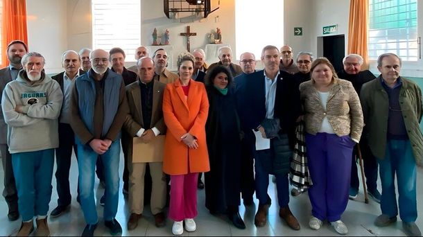 La foto que trascendió sobre la visita de un grupo de diputados a genocidas presos en Ezeiza