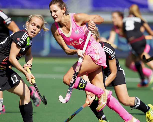 Las Leonas golearon a Alemania y encaminan su clasificación a semis