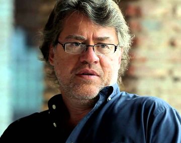Forster: Hay que pasarle a la historia el cepillo a contrapelo