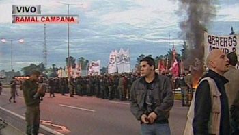 tension: manifestantes cortaron la panamericana en un segundo intento