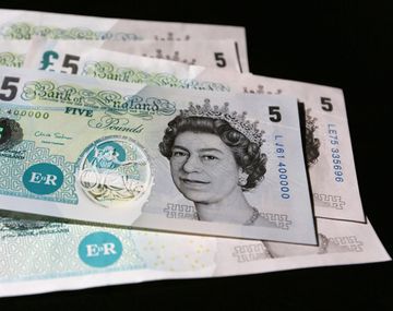 ¿Billetes de plástico en Gran Bretaña?