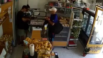 los mato a todos aca: brutal amenaza durante el robo a una panaderia en solano los mato a todos aca: brutal amenaza durante el robo a una panaderia en solano