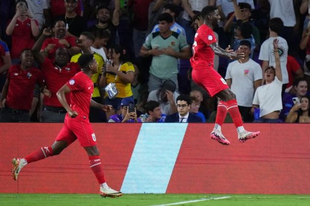 Panamá le ganó 3-1 a Bolivia y avanzó a los cuartos de final de la Copa América