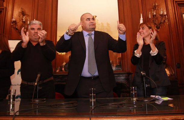 Chilavert fue reconocido por la Legislatura porteña y pidió a Macri para Presidente