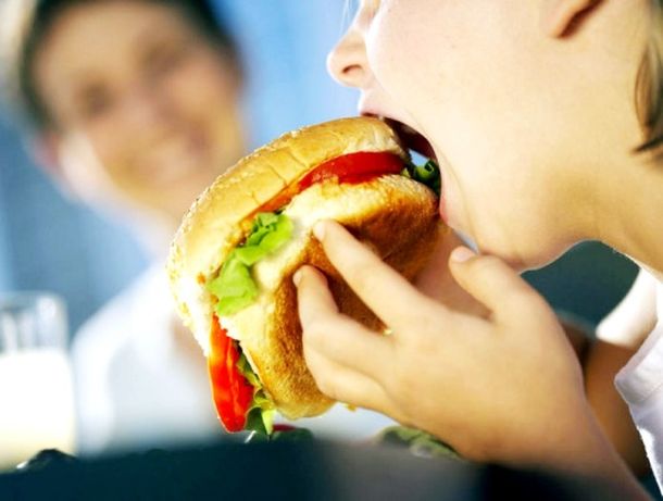 La adicción a la comida es reconocida como una enfermedad mental