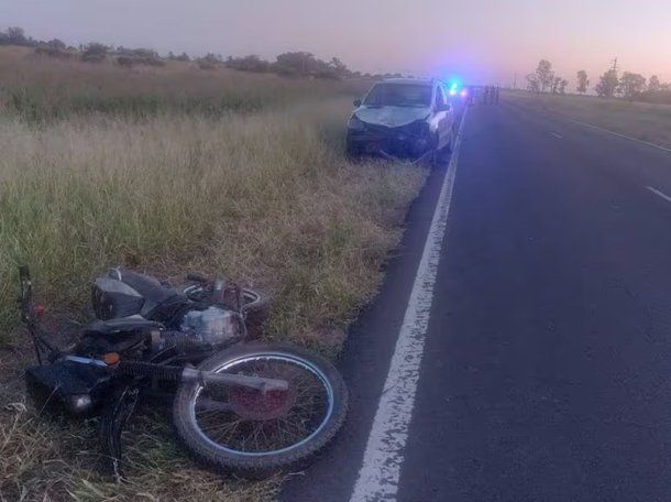 Tragedia en Chaco: manejaba una moto alcoholizado, chocó en la ruta y murió su hija