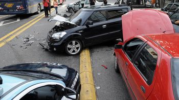 un jugador de velez, involucrado en un impresionante choque un jugador de velez, involucrado en un impresionante choque
