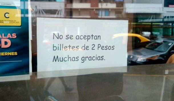 El Gobierno interviene para que los comercios los acepten