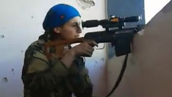 Así reacciona la francotiradora Así reacciona la francotiradora