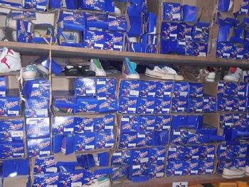 Ropa y zapatillas de marcas top de los 80 a menos de $800: dónde y cómo comprar