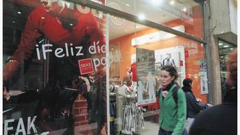 el paro de choferes de transporte de caudales complica el dia del padre el paro de choferes de transporte de caudales complica el dia del padre