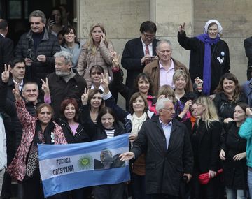 Cristina se reúne esta tarde con los diputados del FpV