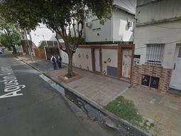 El matrimonio muerto le tenía miedo a su hijo, según aseguran los vecinos