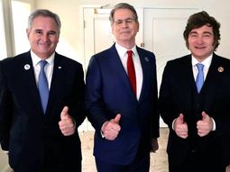 Pablo Quirno, Scott Bessent y Javier Milei. Pablo Quirno, Scott Bessent y Javier Milei.