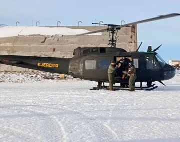 Personal del Ejército logró rescatar a cuatro trabajadores varados en medio del temporal de nieve 