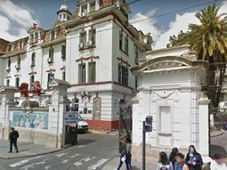 Coronavirus: ordenan dar protección a un médico del Piñero