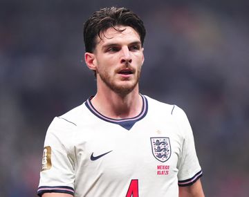 Baja de peso en Inglaterra: Declan Rice debió ser aislado antes del choque con Noruega
