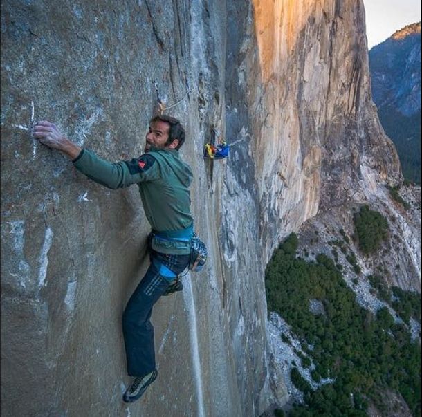 Dos andinistas escalaron la montaña más difícil del mundo