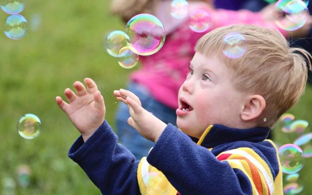 Crearon una app de realidad aumentada para niños con síndrome de Down